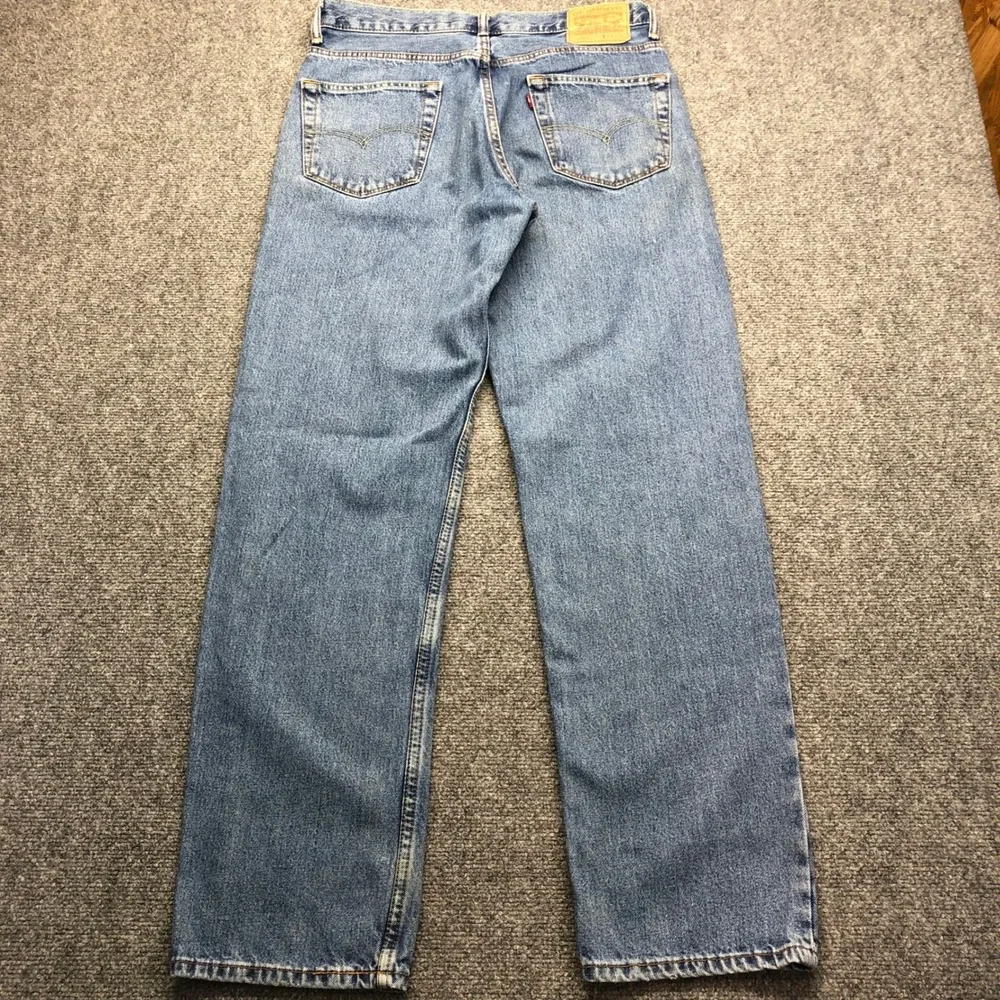 Levis 550 Relaxed Fit Jeans Mens 33x34 Medium Wash Blue Denim 00550-4891